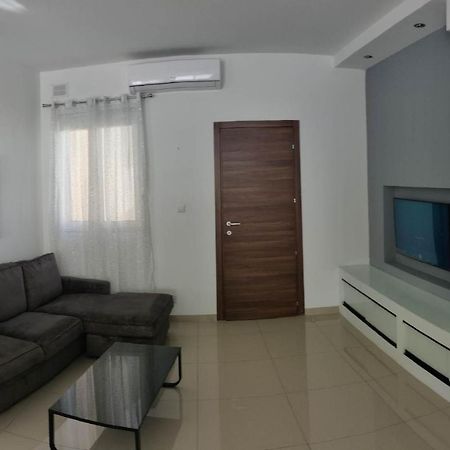 Seron Apartment 3 St. Paul's Bay Exterior photo
